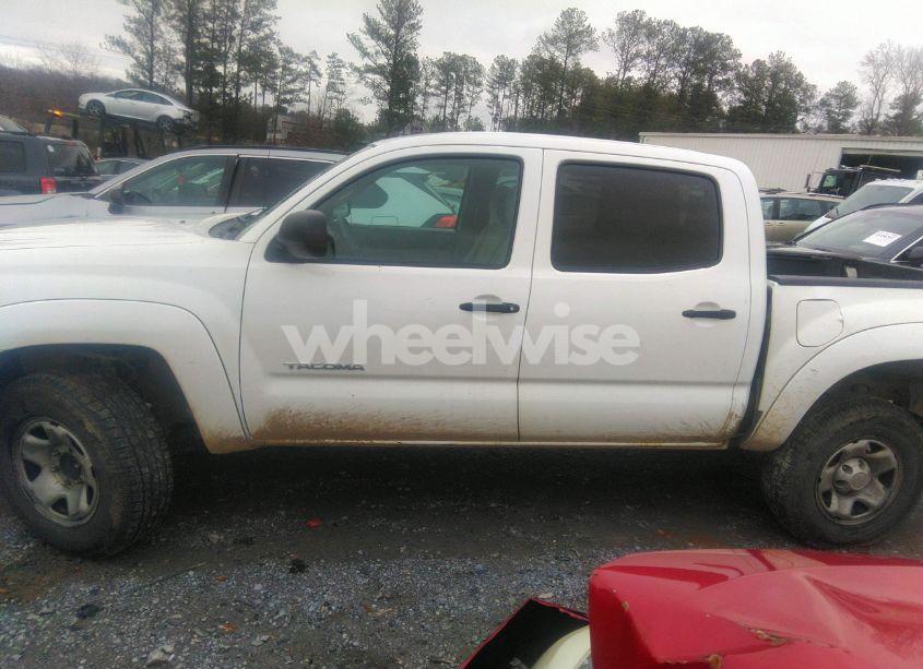 Photo 14 of 2011 Toyota Tacoma DOUBLE CAB (VIN 5TFJX4GNXBX002051)