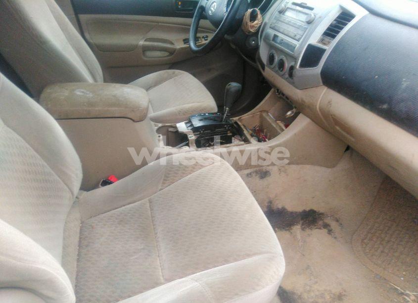 Photo 5 of 2011 Toyota Tacoma DOUBLE CAB (VIN 5TFJX4GNXBX002051)
