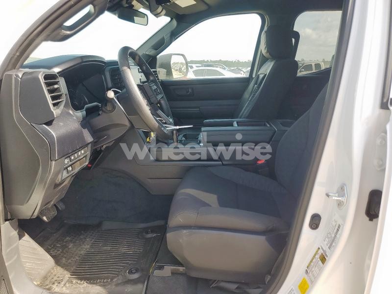 Photo 8 of 2025 TOYOTA TUNDRA DOUBLE CAB SR (VIN 5TFKB5AA2SX047371)