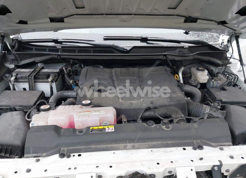 Photo 10 of 2022 Toyota Tundra SR (VIN 5TFKB5AB5NX017956)