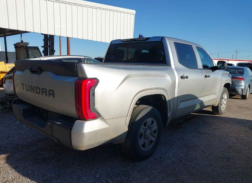 Photo 4 of 2023 Toyota Tundra SR (VIN 5TFKB5AB5PX023727)