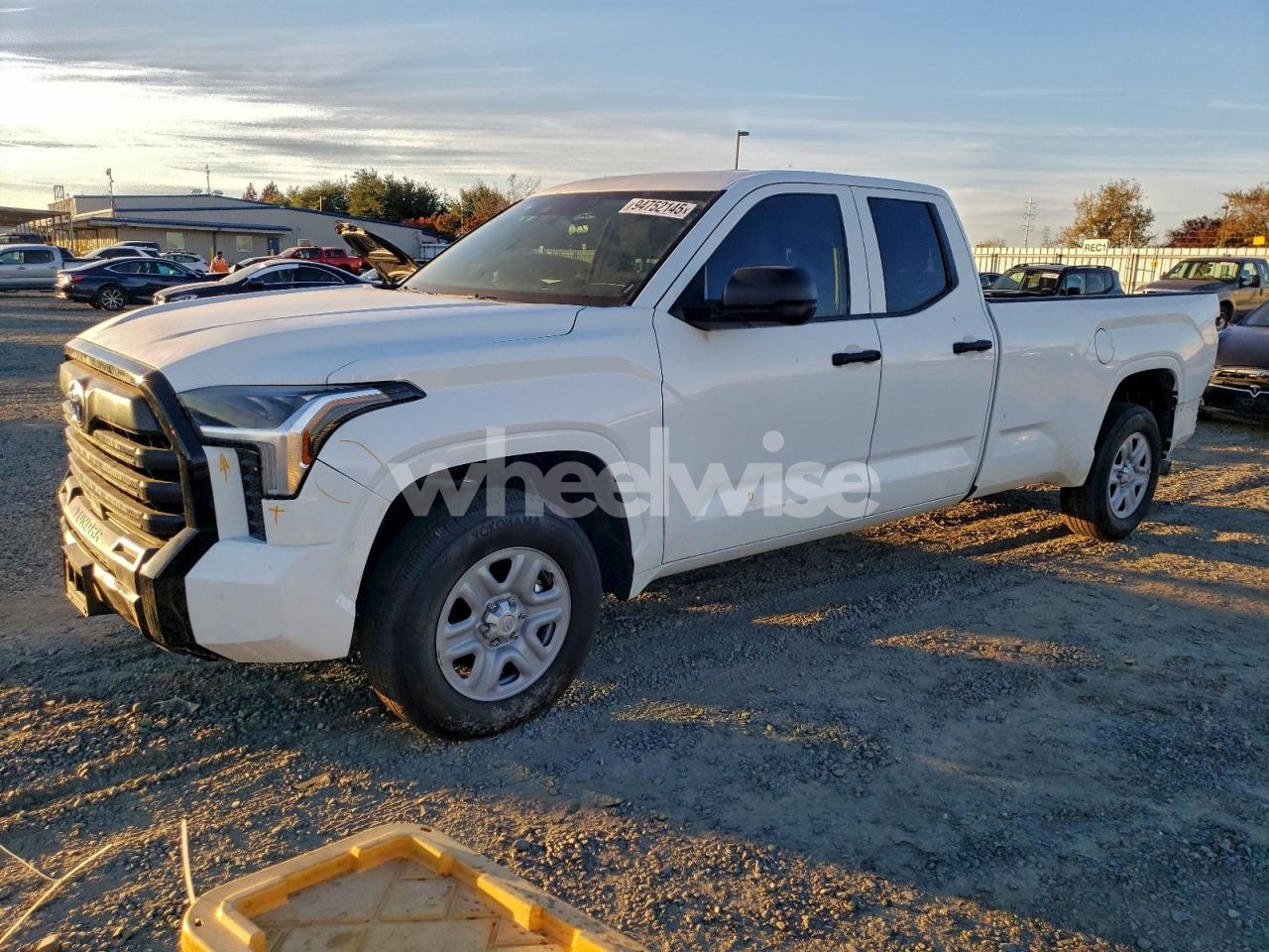 2024 TOYOTA TUNDRA DOUBLE CAB SR (VIN 5TFKB5CD4RX001820) main photo