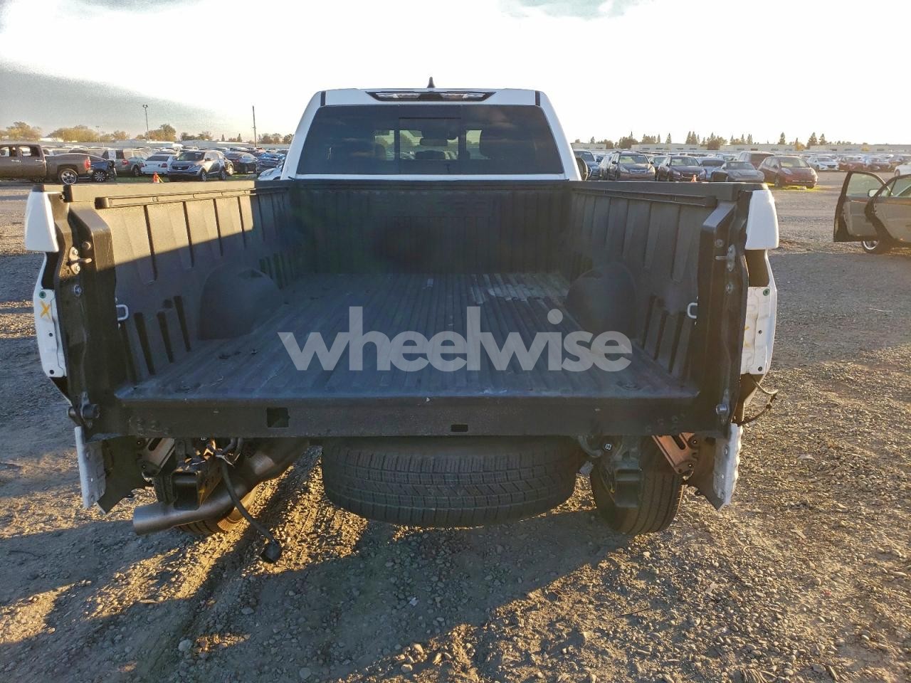 Photo 6 of 2024 TOYOTA TUNDRA DOUBLE CAB SR (VIN 5TFKB5CD4RX001820)