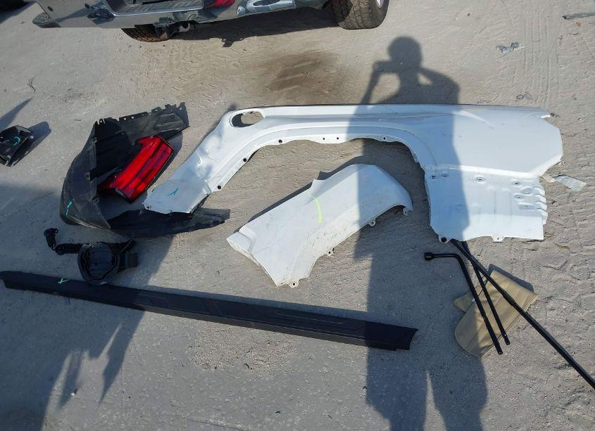 Photo 12 of 2024 Toyota Tundra SR (VIN 5TFKB5DB5RX177711)