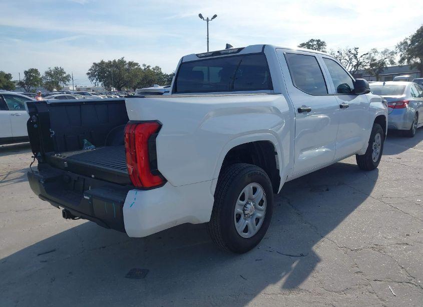 Photo 4 of 2024 Toyota Tundra SR (VIN 5TFKB5DB5RX177711)