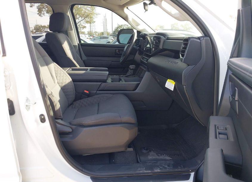 Photo 5 of 2024 Toyota Tundra SR (VIN 5TFKB5DB5RX177711)