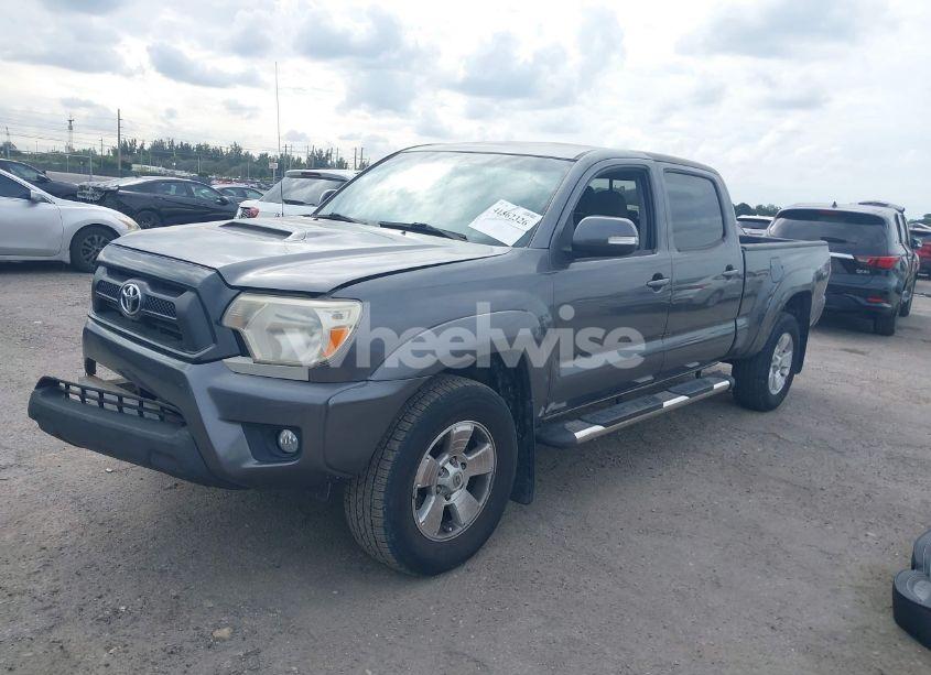 Photo 2 of 2013 Toyota Tacoma DBL CAB PRERUNNER LNG BED (VIN 5TFKU4HN1DX003720)