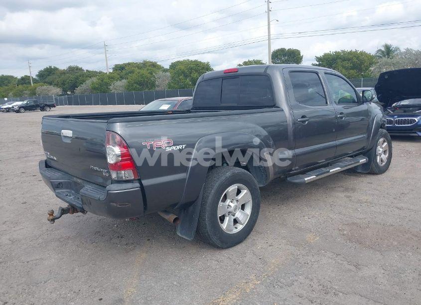 Photo 4 of 2013 Toyota Tacoma DBL CAB PRERUNNER LNG BED (VIN 5TFKU4HN1DX003720)