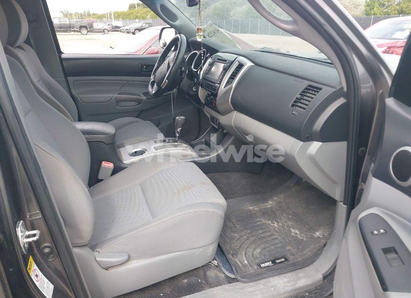 Photo 5 of 2013 Toyota Tacoma DBL CAB PRERUNNER LNG BED (VIN 5TFKU4HN1DX003720)