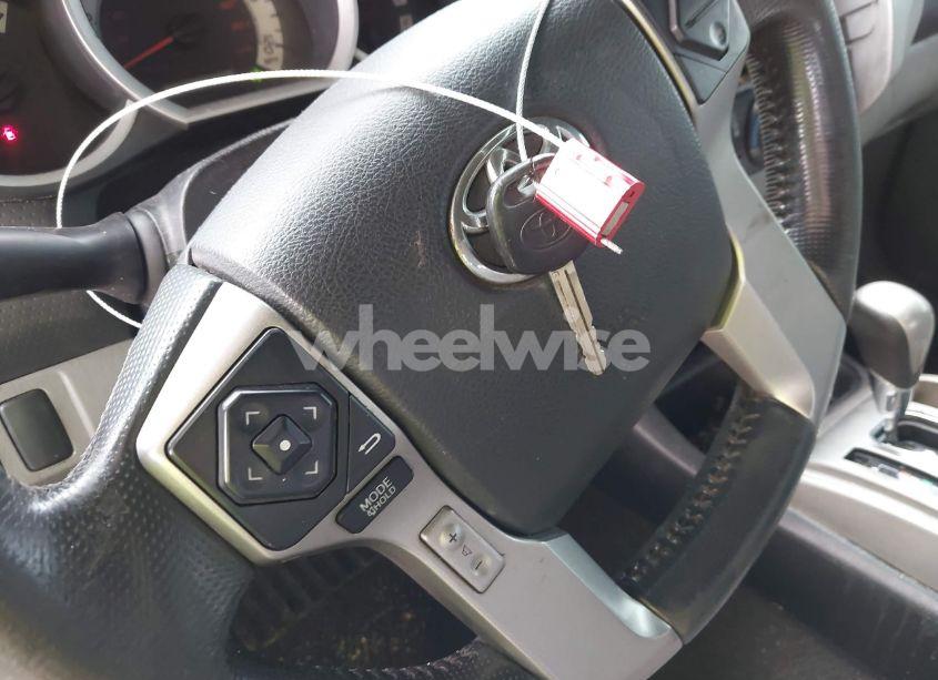 Photo 11 of 2015 Toyota Tacoma PRERUNNER V6 (VIN 5TFKU4HN5FX005814)