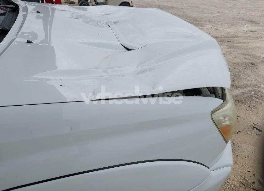 Photo 6 of 2015 Toyota Tacoma PRERUNNER V6 (VIN 5TFKU4HN5FX005814)