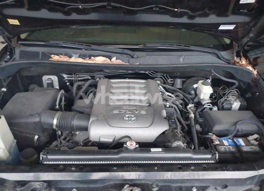 Photo 10 of 2007 Toyota Tundra BASE 5.7L V8 (VIN 5TFKV52167X002012)