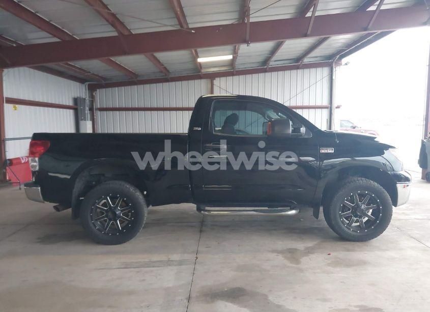 Photo 13 of 2007 Toyota Tundra BASE 5.7L V8 (VIN 5TFKV52167X002012)