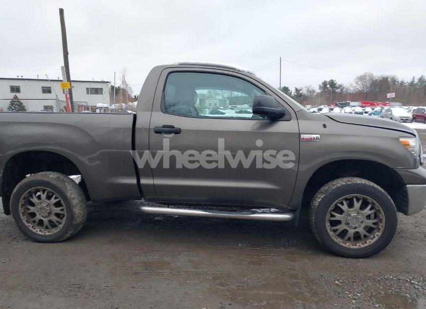 Photo 13 of 2010 Toyota Tundra GRADE 5.7L V8 (VIN 5TFKY5F1XAX004063)