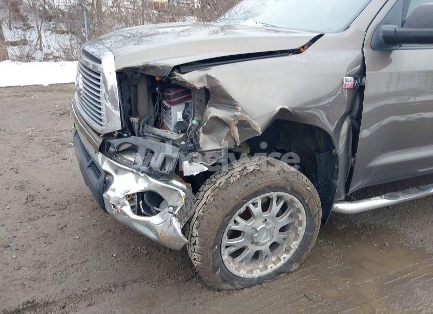 Photo 6 of 2010 Toyota Tundra GRADE 5.7L V8 (VIN 5TFKY5F1XAX004063)