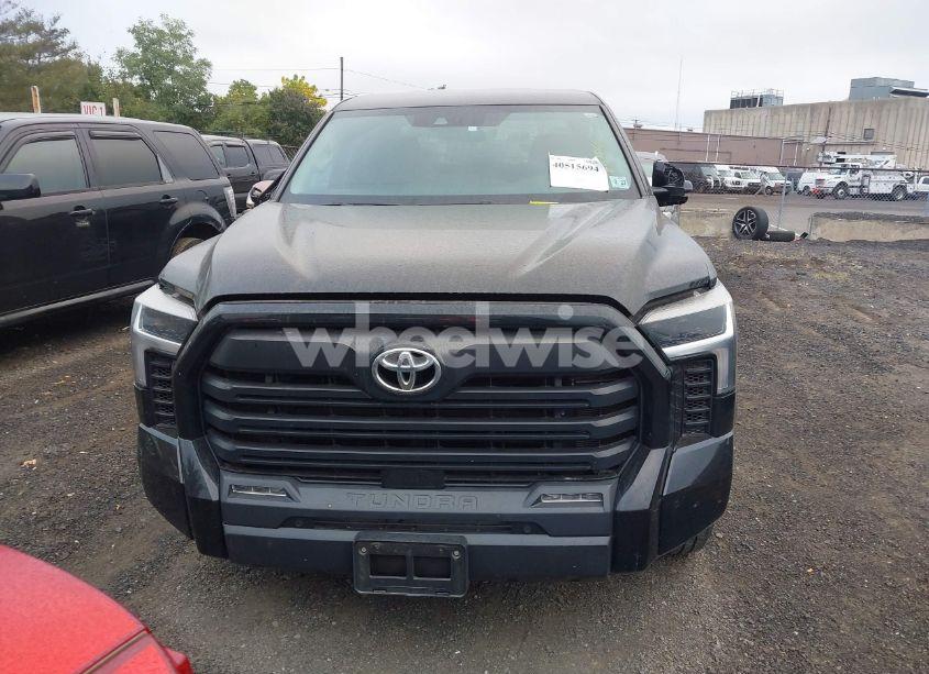Photo 12 of 2022 Toyota Tundra SR5 (VIN 5TFLA5AB1NX001339)