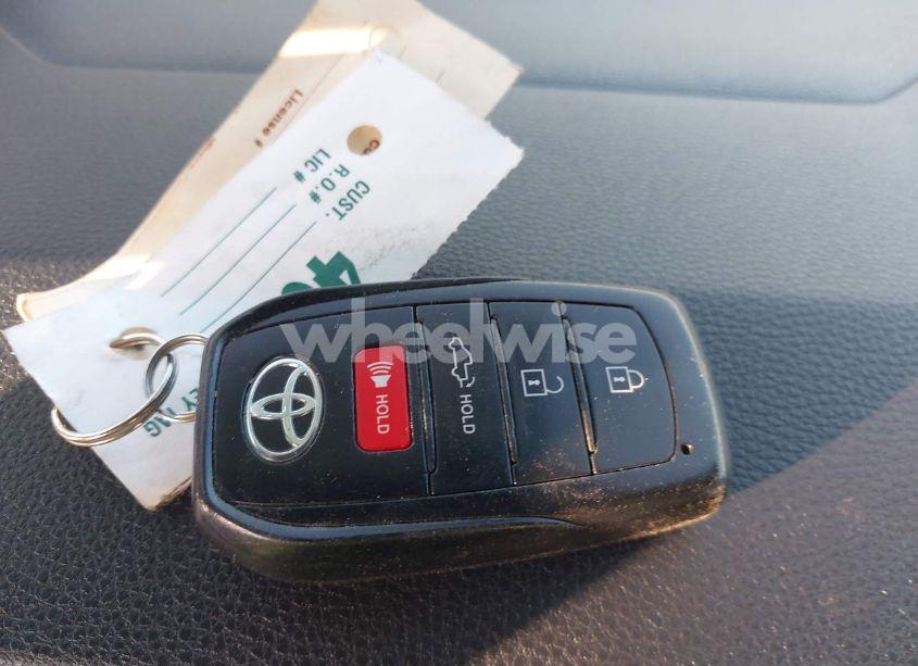 Photo 11 of 2022 Toyota Tundra SR5 (VIN 5TFLA5AB1NX001969)