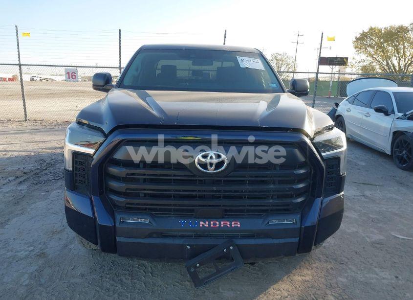 Photo 12 of 2022 Toyota Tundra SR5 (VIN 5TFLA5AB1NX001969)