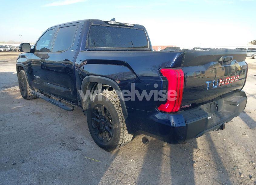 Photo 3 of 2022 Toyota Tundra SR5 (VIN 5TFLA5AB1NX001969)