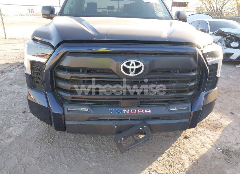Photo 6 of 2022 Toyota Tundra SR5 (VIN 5TFLA5AB1NX001969)
