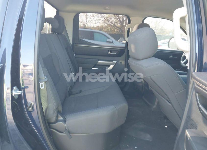 Photo 8 of 2022 Toyota Tundra SR5 (VIN 5TFLA5AB1NX001969)