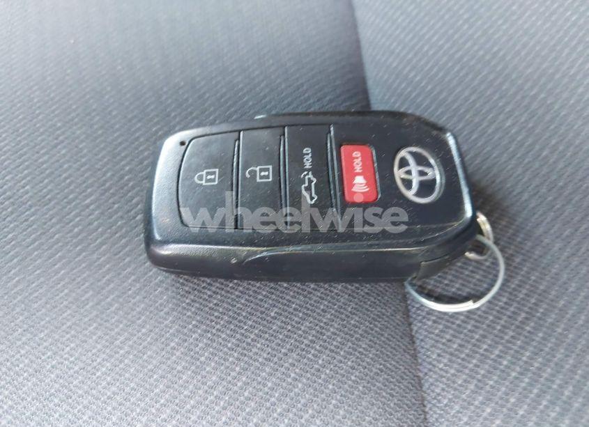 Photo 11 of 2022 Toyota Tundra SR5 (VIN 5TFLA5AB2NX019252)