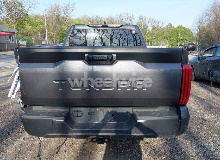 Photo 16 of 2022 Toyota Tundra SR5 (VIN 5TFLA5AB2NX019252)