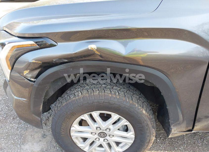 Photo 6 of 2022 Toyota Tundra SR5 (VIN 5TFLA5AB2NX019252)