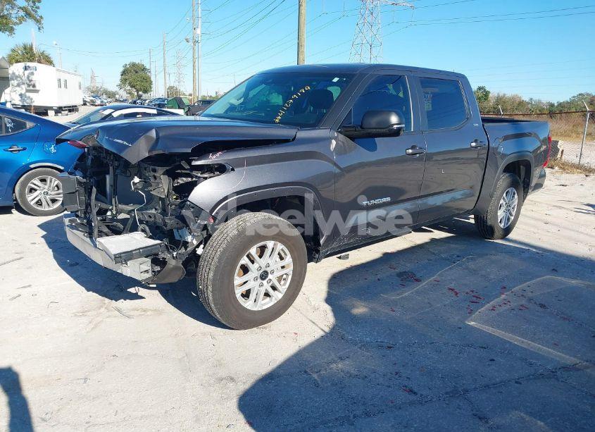 Photo 2 of 2024 Toyota Tundra SR5 (VIN 5TFLA5AB2RX032315)