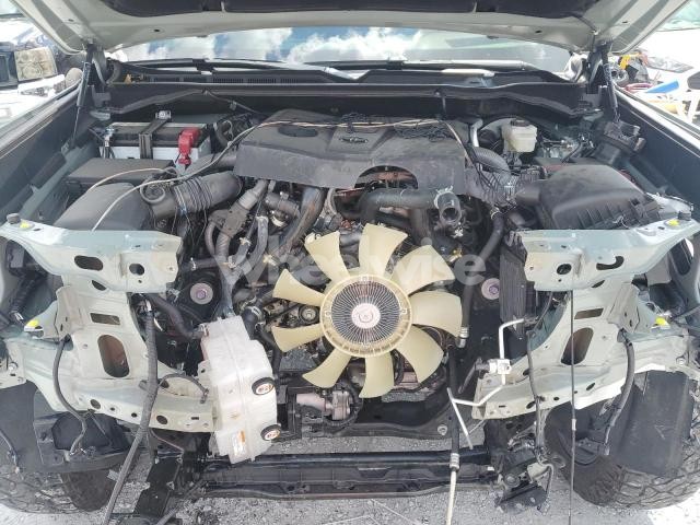 Photo 11 of 2025 TOYOTA TUNDRA CREWMAX SR (VIN 5TFLA5AB2SX043000)