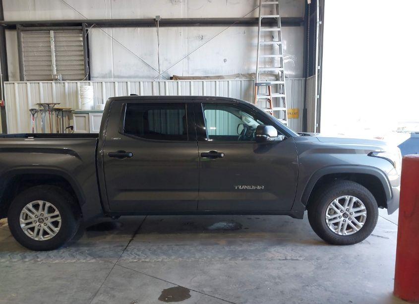 Photo 13 of 2023 Toyota Tundra SR5 (VIN 5TFLA5AB4PX025945)