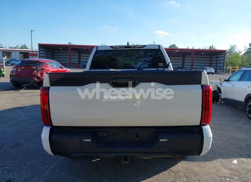 Photo 16 of 2022 Toyota Tundra SR5 (VIN 5TFLA5AB5NX002302)