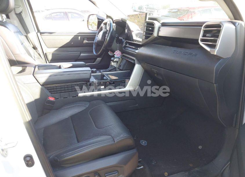 Photo 5 of 2022 Toyota Tundra SR5 (VIN 5TFLA5AB5NX002302)