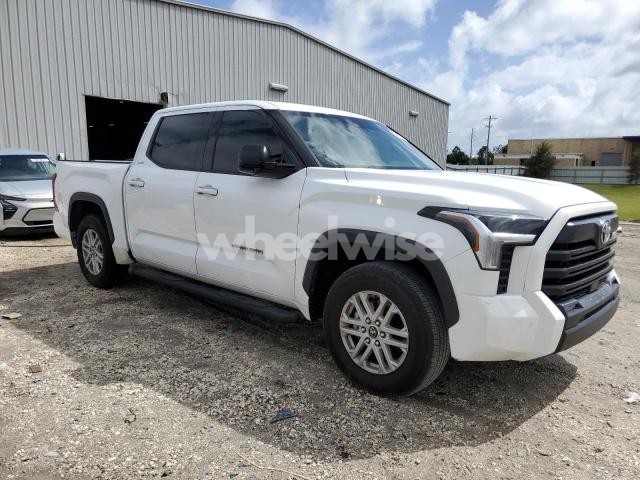 Photo 3 of 2022 TOYOTA TUNDRA CREWMAX SR (VIN 5TFLA5AB7NX012412)