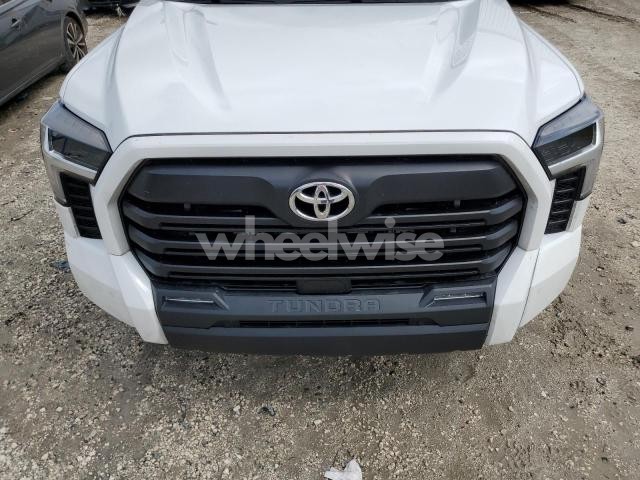 Photo 6 of 2022 TOYOTA TUNDRA CREWMAX SR (VIN 5TFLA5AB7NX012412)