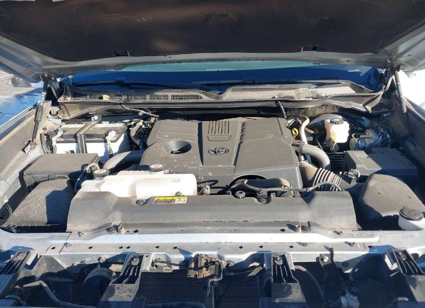 Photo 10 of 2022 Toyota Tundra SR5 (VIN 5TFLA5AB8NX015349)