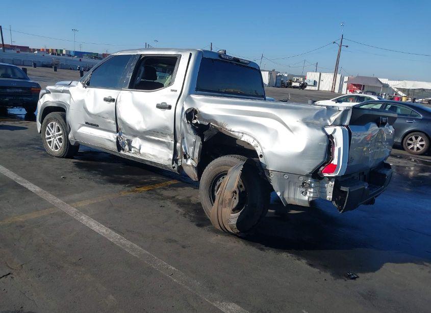 Photo 3 of 2022 Toyota Tundra SR5 (VIN 5TFLA5AB8NX015349)