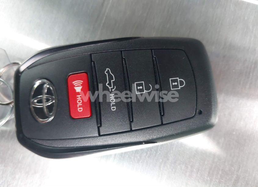 Photo 11 of 2022 Toyota Tundra SR5 (VIN 5TFLA5AB8NX017358)