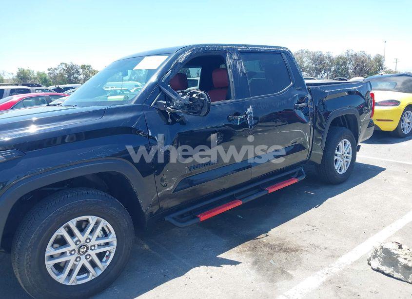 Photo 6 of 2025 Toyota Tundra SR5 2WD (VIN 5TFLA5AB8SX045320)