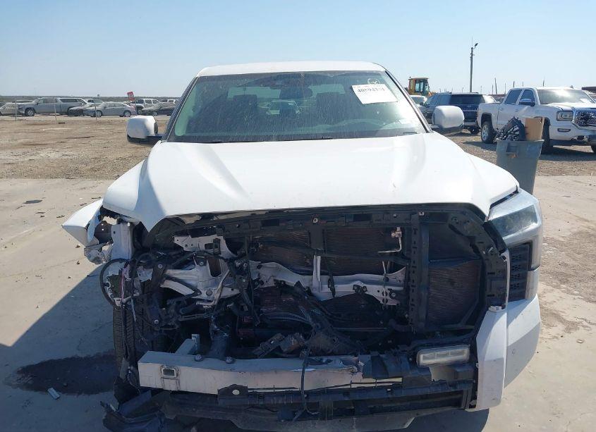 Photo 13 of 2024 Toyota Tundra SR5 (VIN 5TFLA5ABXRX032871)