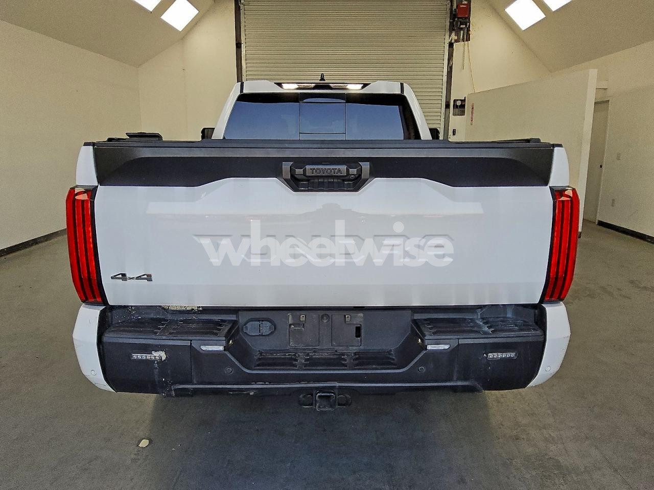 Photo 6 of 2022 TOYOTA TUNDRA DOUBLE CAB SR (VIN 5TFLA5DA0NX032391)