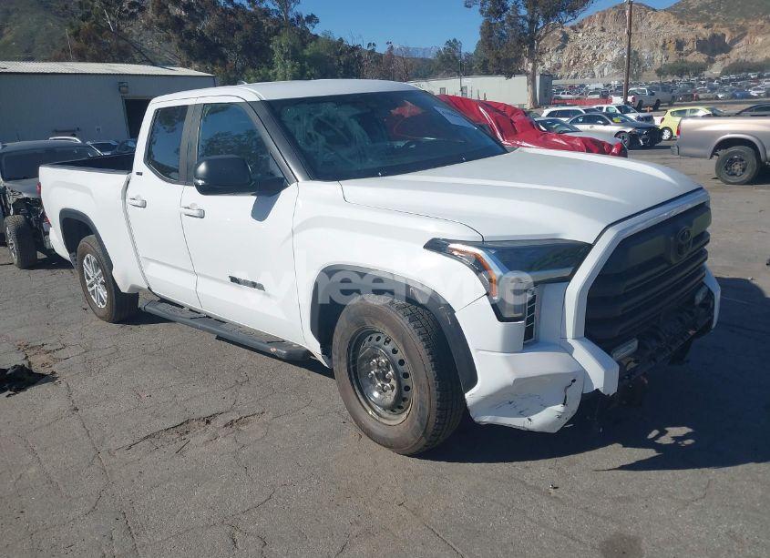 2024 Toyota Tundra SR5 (VIN 5TFLA5DA1RX170320) main photo