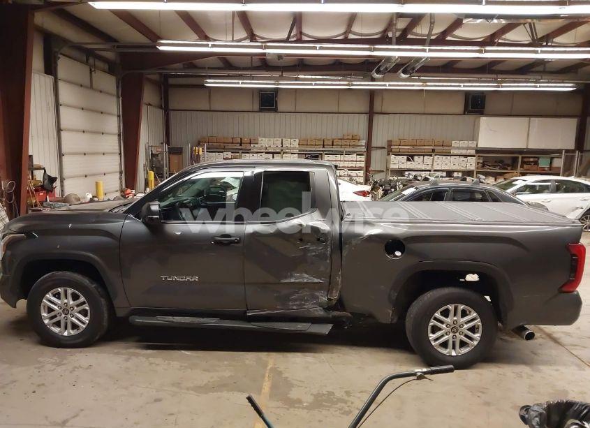 Photo 14 of 2022 Toyota Tundra SR5 (VIN 5TFLA5DA4NX019871)