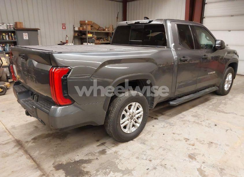 Photo 4 of 2022 Toyota Tundra SR5 (VIN 5TFLA5DA4NX019871)
