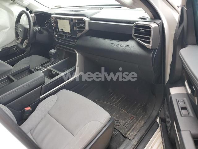 Photo 6 of 2024 TOYOTA TUNDRA DOUBLE CAB SR (VIN 5TFLA5DA8RX130672)