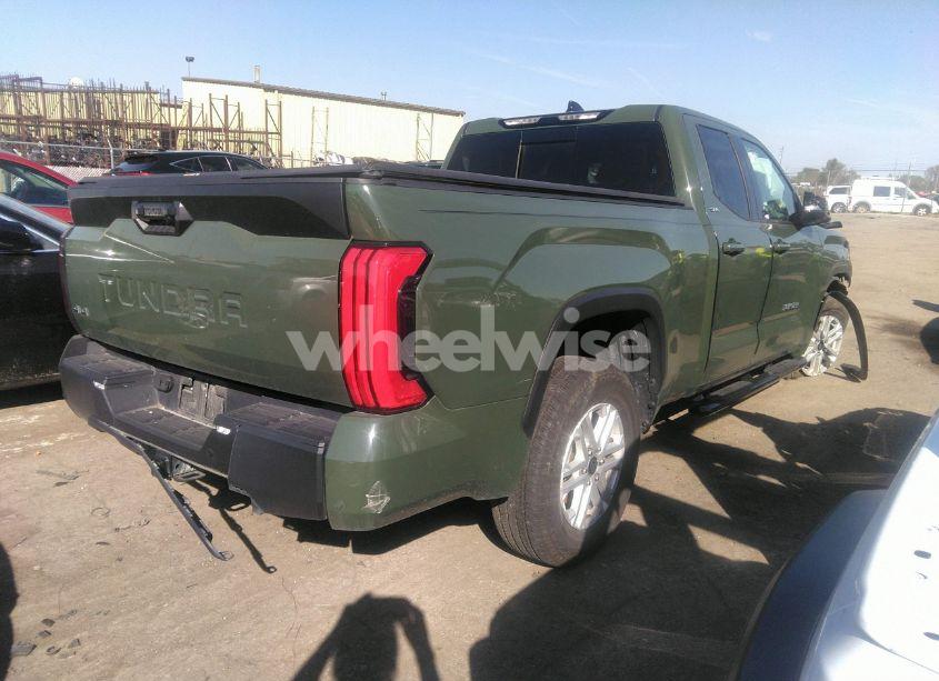 Photo 4 of 2022 Toyota Tundra SR5 (VIN 5TFLA5DA9NX050937)