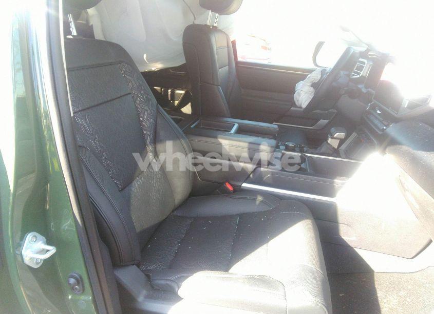 Photo 5 of 2022 Toyota Tundra SR5 (VIN 5TFLA5DA9NX050937)