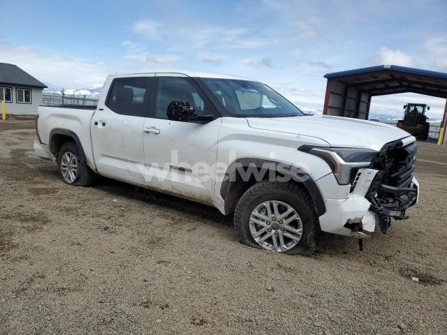 Photo 4 of 2024 TOYOTA TUNDRA CREWMAX SR (VIN 5TFLA5DB0RX168647)