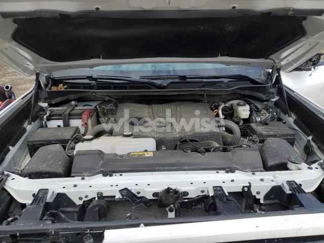 Photo 5 of 2024 TOYOTA TUNDRA CREWMAX SR (VIN 5TFLA5DB0RX168647)