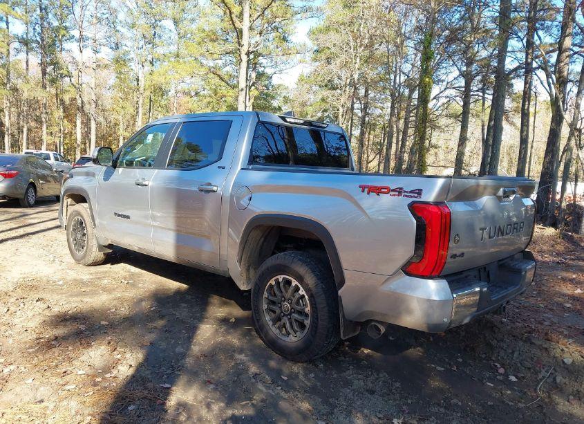 Photo 3 of 2024 Toyota Tundra SR5 (VIN 5TFLA5DB0RX184332)